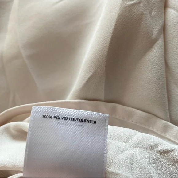 Anne Klein Nude Career Blouse Black Trim Button Down Curved Hem Workwear Top - Picture 6 of 7